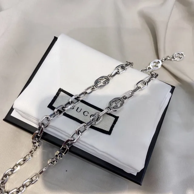 Gucci GG Marmont Interlocking G Silver Chain Necklace 4