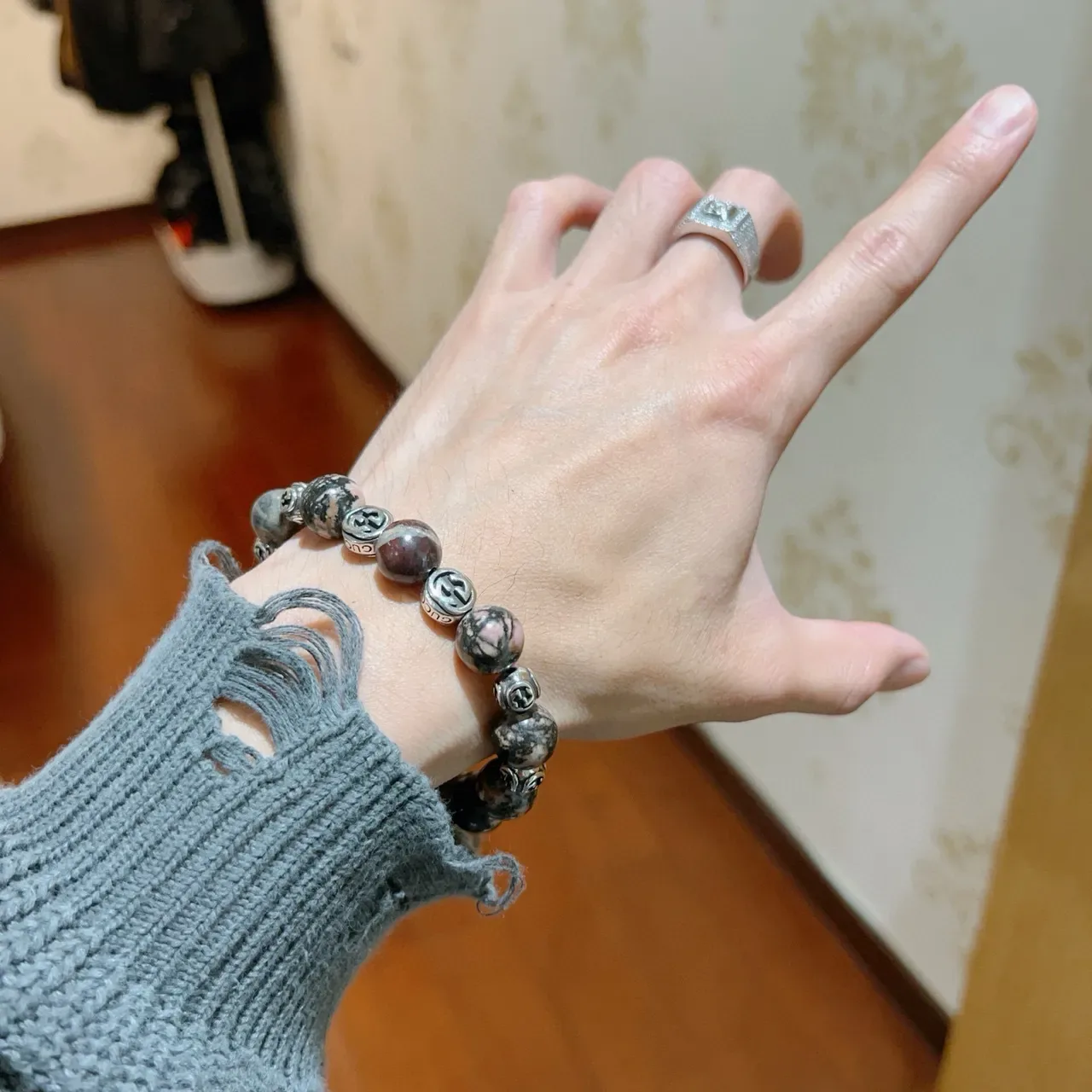 Gucci GG Marmont Multicolor Silver Beaded Stone And Metal Bracelet 4