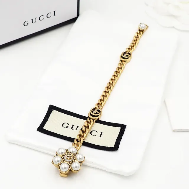 Gucci GG Marmont Pearl Cluster Gold-Tone Chain Bracelet 5