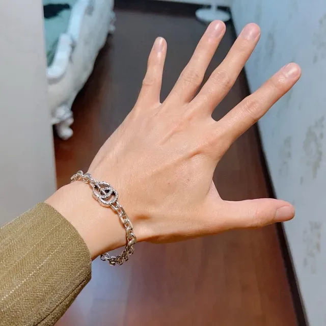 Gucci GG Marmont Silver Chunky Curb Chain Twisted Rope-Textured Double-G Clasp Bracelet 2