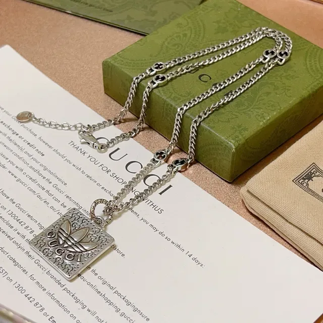 Gucci GG Marmont Silver Curb Chain Square Engraved Pendant Necklace 6