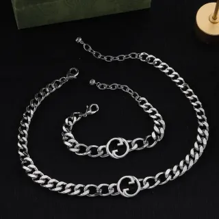 Gucci GG Marmont Silver Curb-Link Chain Interlocking G Logo Charm Necklace