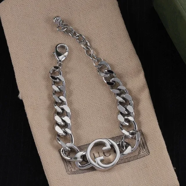 Gucci GG Marmont Silver Curb-Link Chain Interlocking G Logo Charm Necklace 2