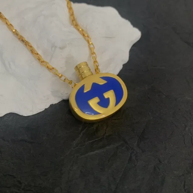 Gucci Gold Blue Link Chain Circular Enamel Pendant Necklace 6