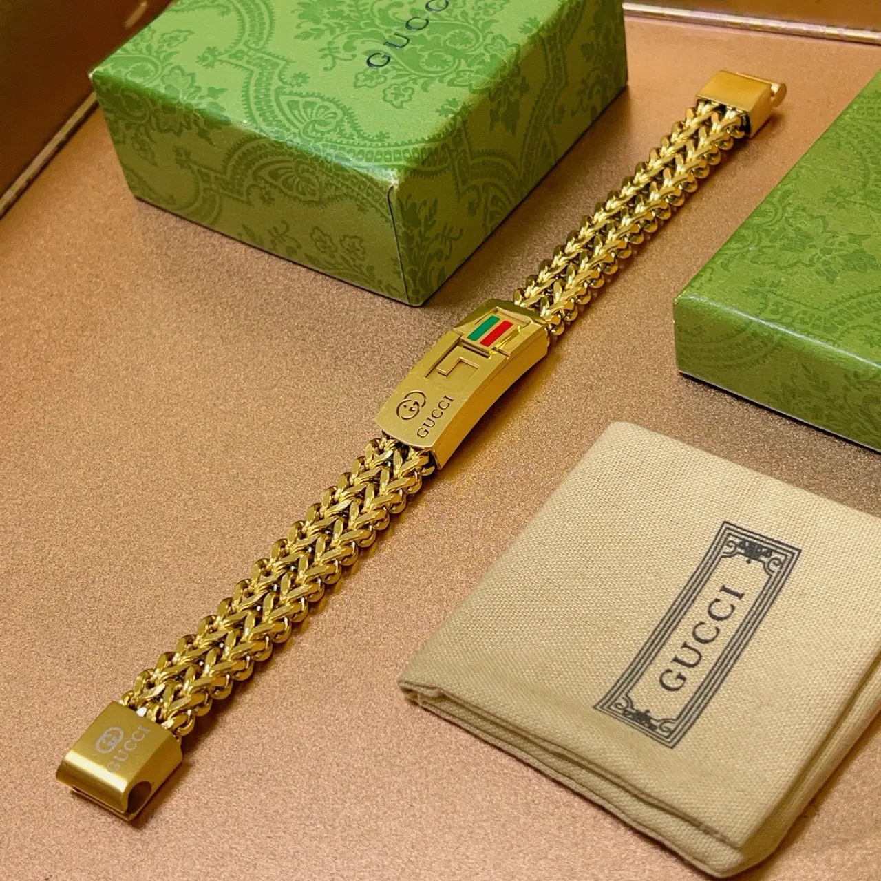 Gucci Gold Multicolor Curb Chain Rectangular Engraved Clasp Bracelet 4