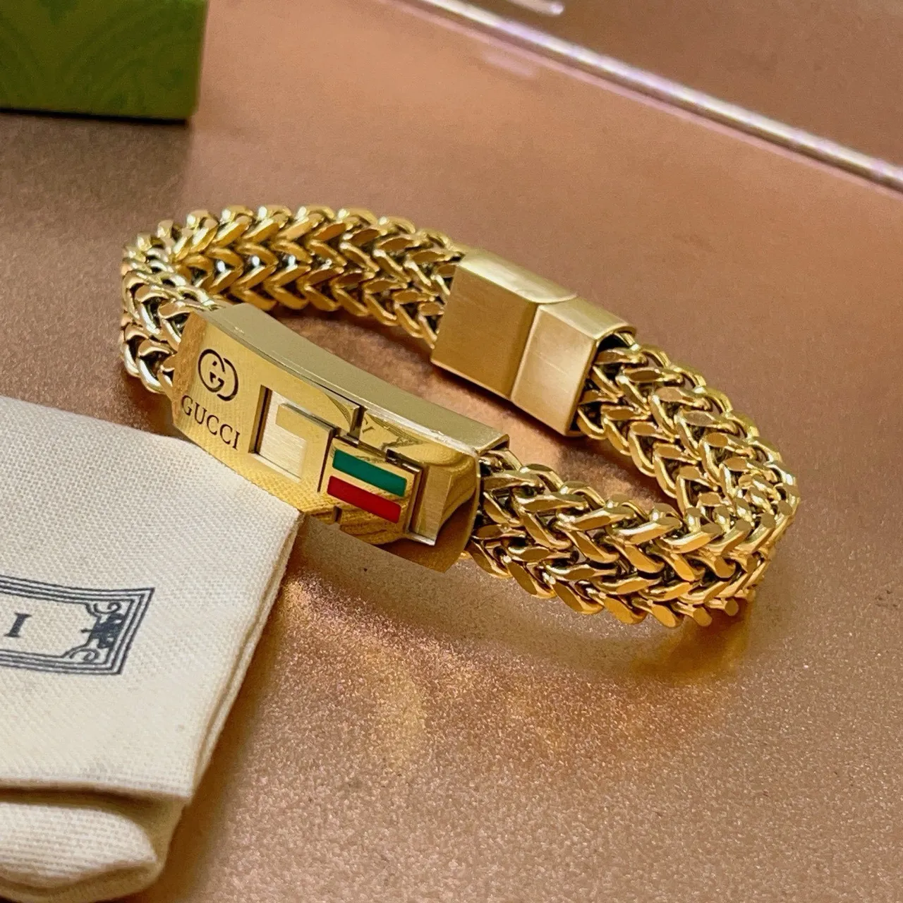 Gucci Gold Multicolor Curb Chain Rectangular Engraved Clasp Bracelet 5