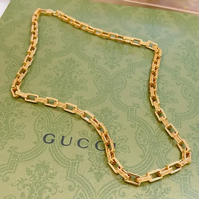Gucci Gold Rectangular Link Chain Necklace 5