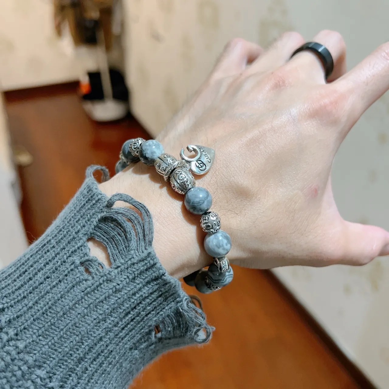 Gucci Gray Silver Marbled Stone Beads Metal Charms Bracelet 2