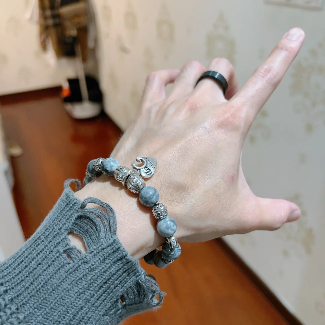 Gucci Gray Silver Marbled Stone Beads Metal Charms Bracelet 5