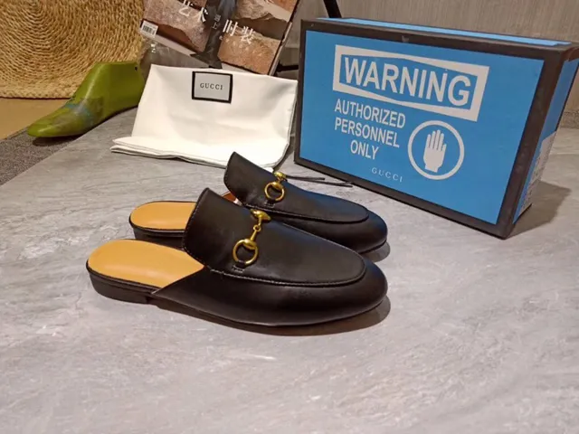 Gucci Horsebit 1955 Couro Preto Horsebit Dourado Mulas Mocassins 4