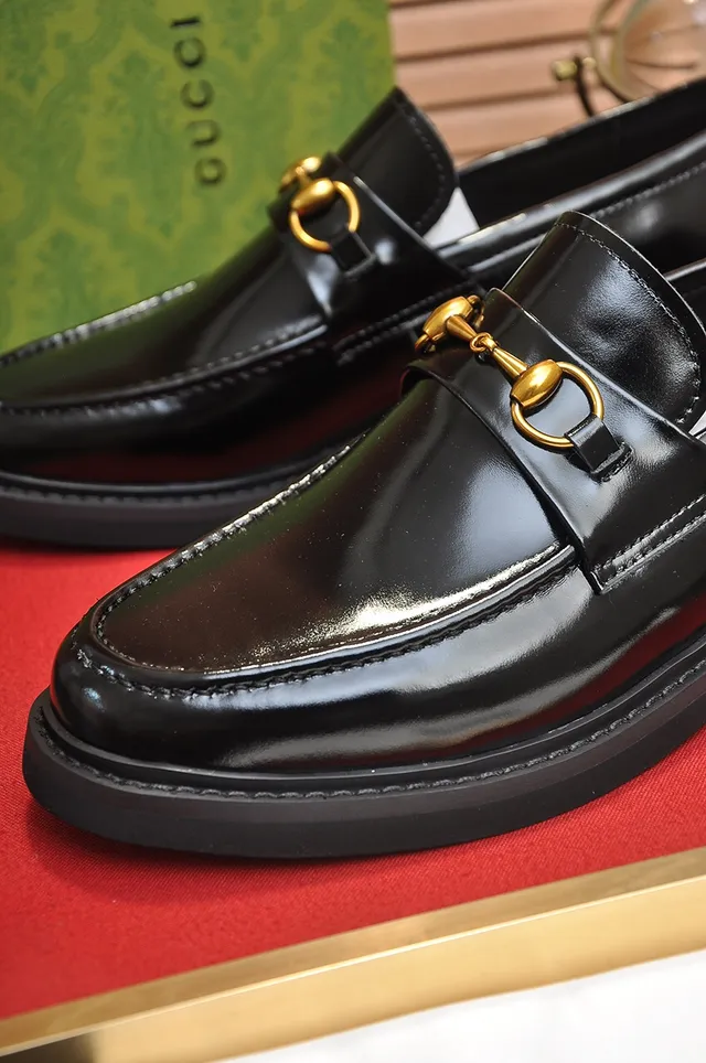Gucci Horsebit 1955 Loafers en cuir patenté noir 2