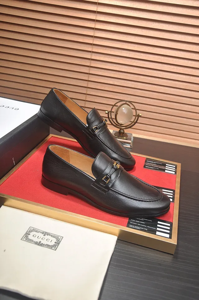 Gucci Horsebit 1955 Black Pebbled Leather Loafers 6