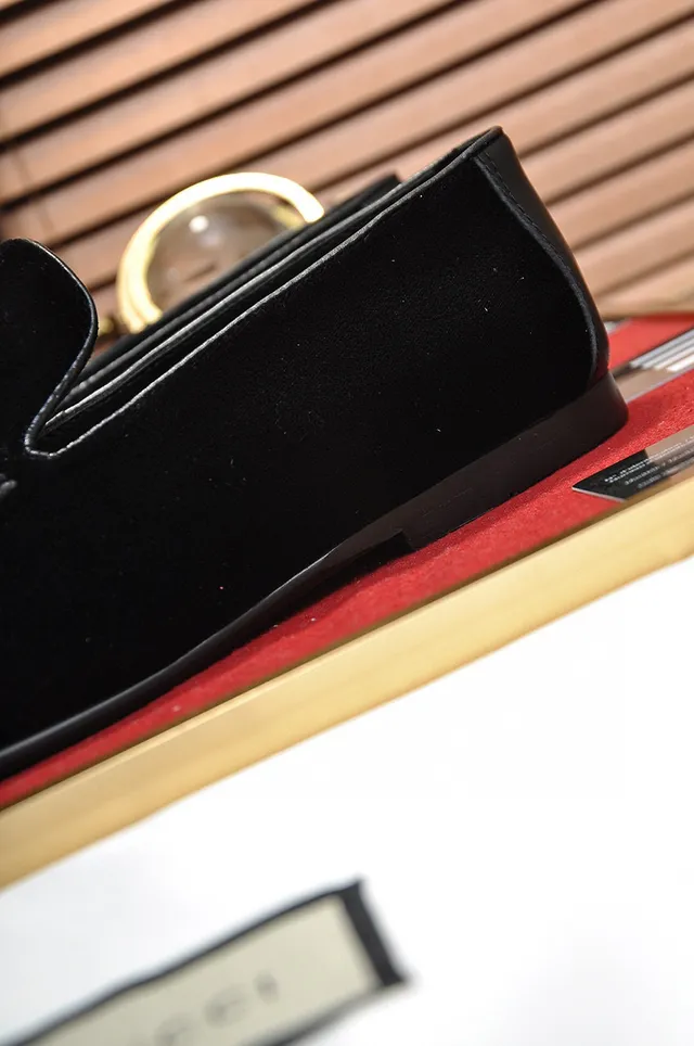 Gucci Horsebit 1955 Black Velvet Embroidered Bee Loafers 2