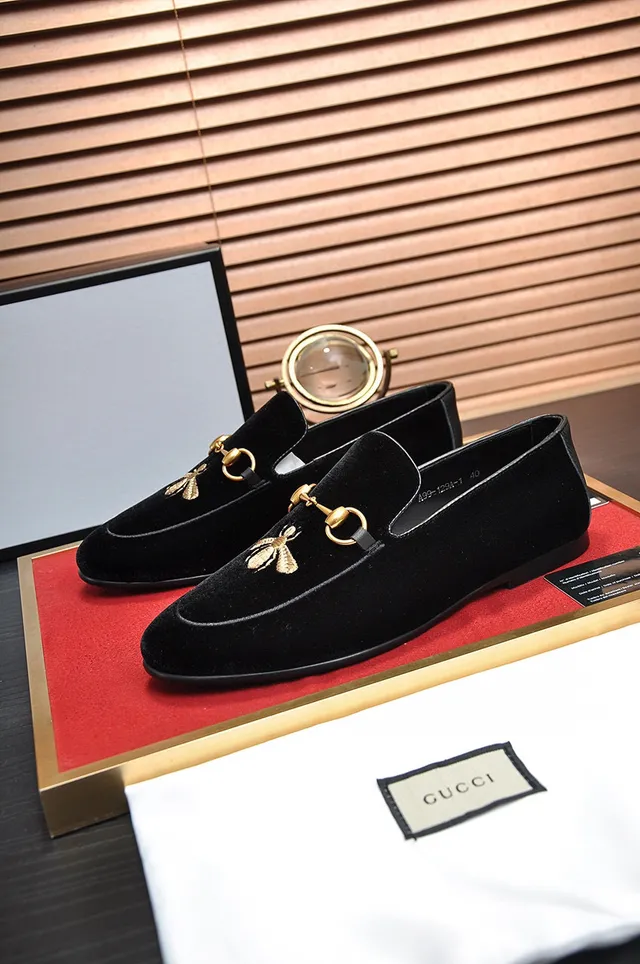 Gucci Horsebit 1955 Black Velvet Embroidered Bee Loafers 8