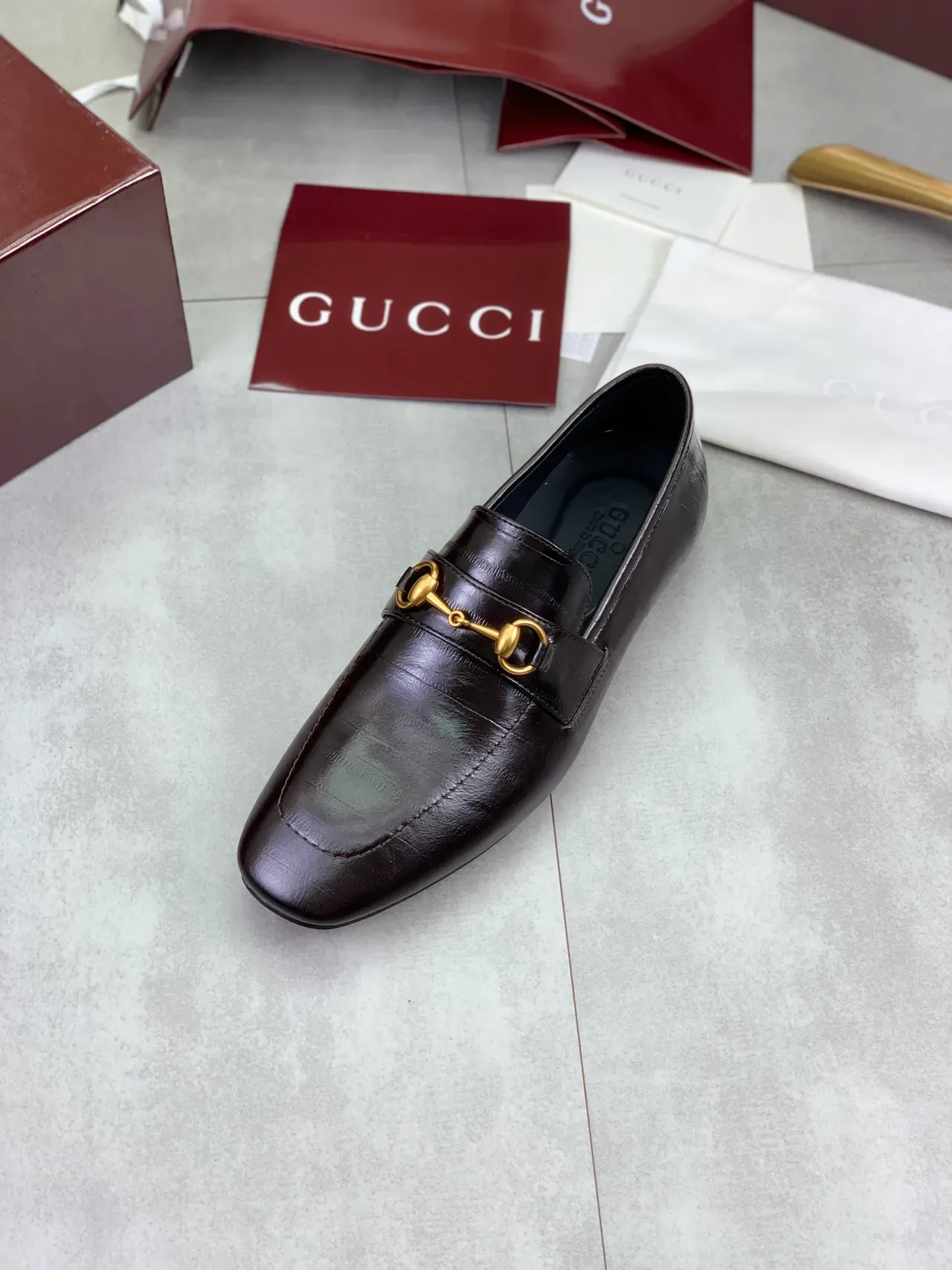 Gucci Horsebit 1955 Brown Gold Croc-Embossed Leather Buckle Loafer 4