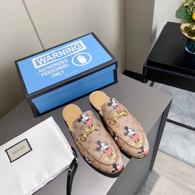 Gucci Horsebit 1955 Mickey Mouse Print Loafers 2