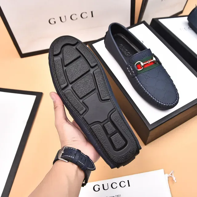 Mocasín Gucci Horsebit 1955 Navy Red Embossed GG Monogram Hebilla 7
