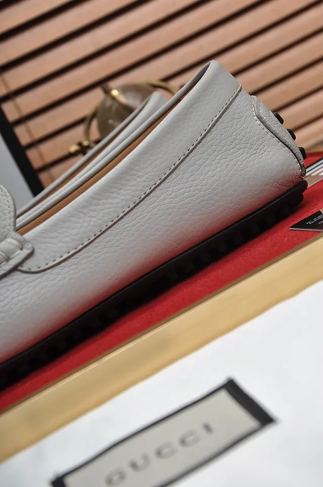 Gucci Horsebit 1955 Off-White Pebbled Leather mocassins 2