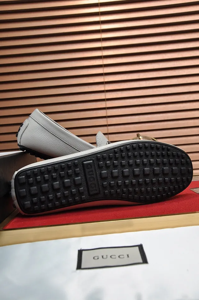 Gucci Horsebit 1955 Off-White Pebbled Leather mocassins 4