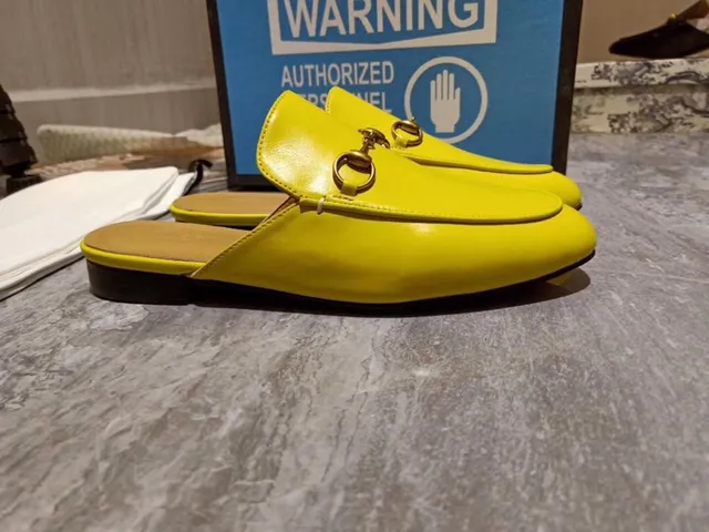 Gucci Horsebit 1955 Mocassins en Cuir Jaune Slip-On 2