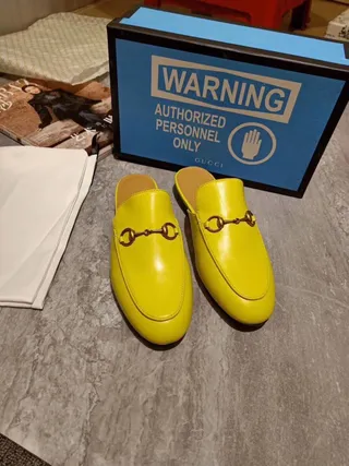 Gucci Horsebit 1955 Mocassins en Cuir Jaune Slip-On 4