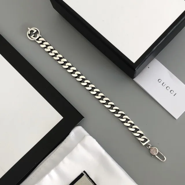 Gucci Interlocking G Curb-Link Silver-Tone Bracelet 6