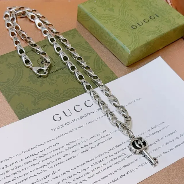 Gucci Interlocking G Logo Chain Key Pendant Necklace 9
