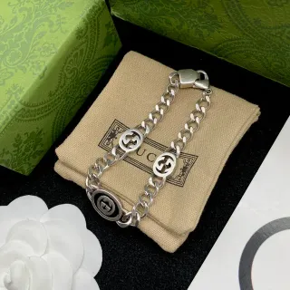 Gucci Interlocking G Pulsera de Cadena Gruesa en Tono Plateado
