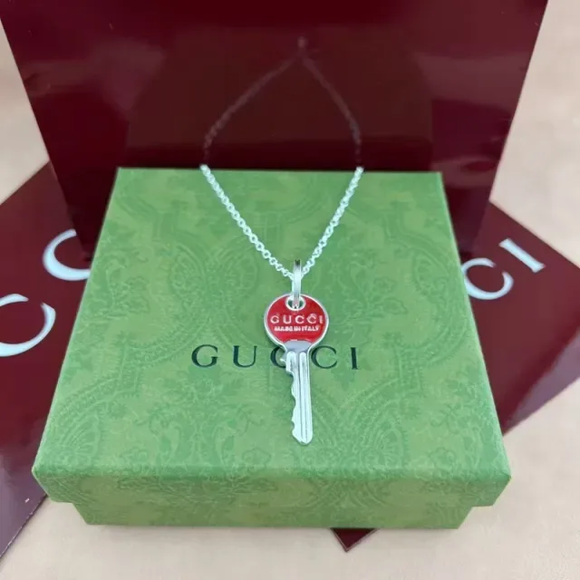 Gucci Key Pendant Red Silver Enamel Disc Necklace 6