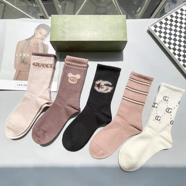 Chaussettes en maille avec logo et motif Gucci 8
