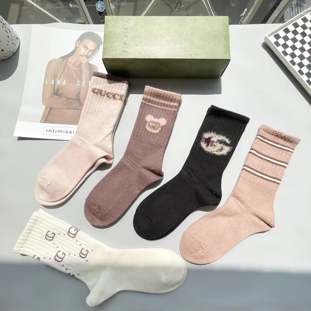 Chaussettes en maille avec logo et motif Gucci 9