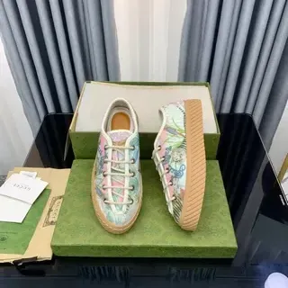 Gucci Multicolor Beige Printed Canvas Upper Ribbed Rubber Sole Lifestyle Sneakers