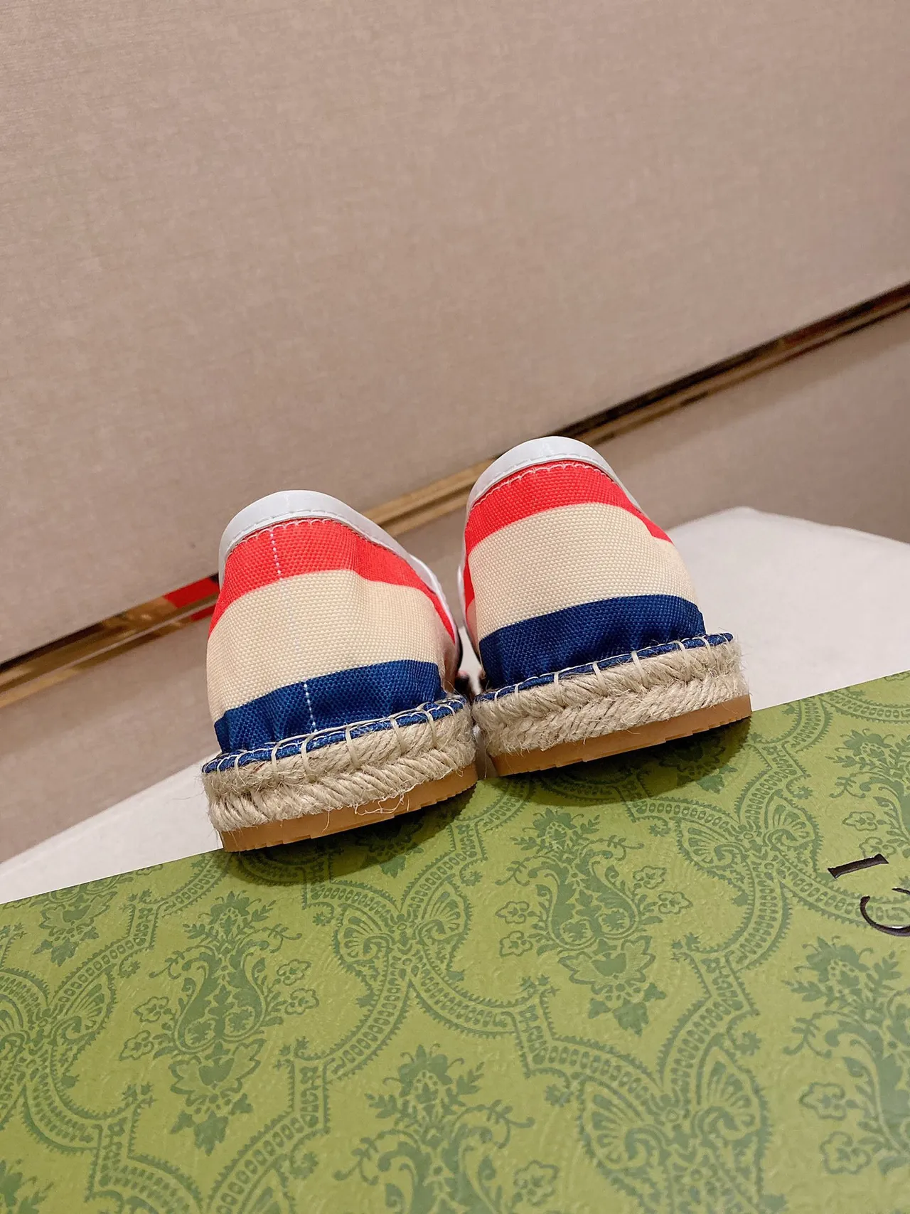 Gucci Multicolor Beige Striped Canvas Interlocking G Logo Boat Shoes 2