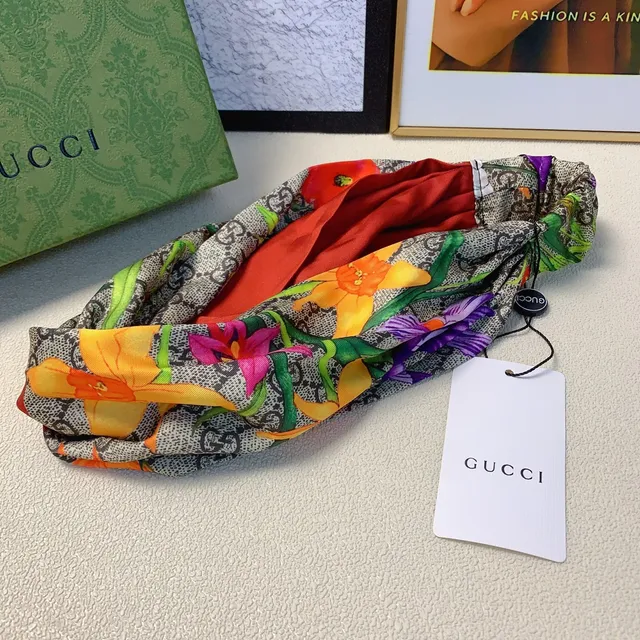 Gucci Multicolor Beige Twisted Knot GG Monogram Silk Scarf 7