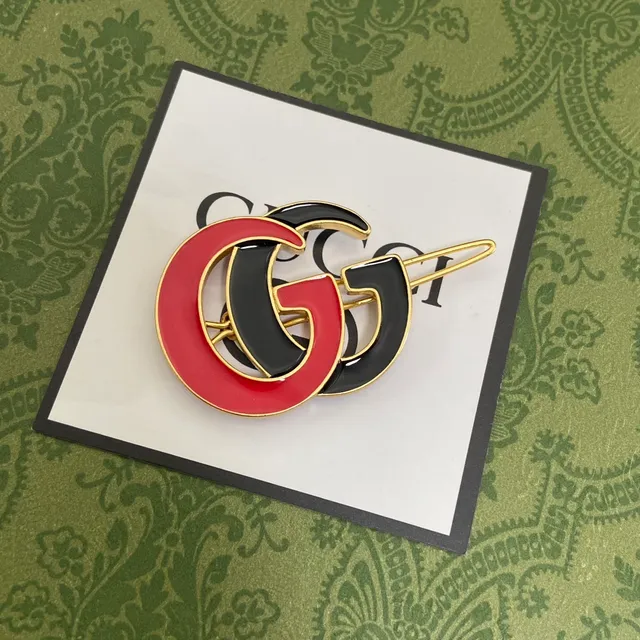 Gucci Red Black Enamel Interlocking G Logo Brooch 6