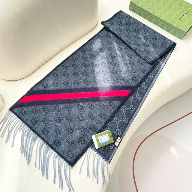 Gucci लाल काला चेक पैटर्न बुना हुआ ऊनी जैसी बनावट कैश्मीर स्कार्फ 6