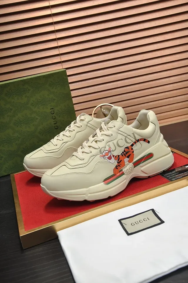 Gucci Rhyton Beige Rouge Cuir Supérieur Bande Web Sneakers Lifestyle 4