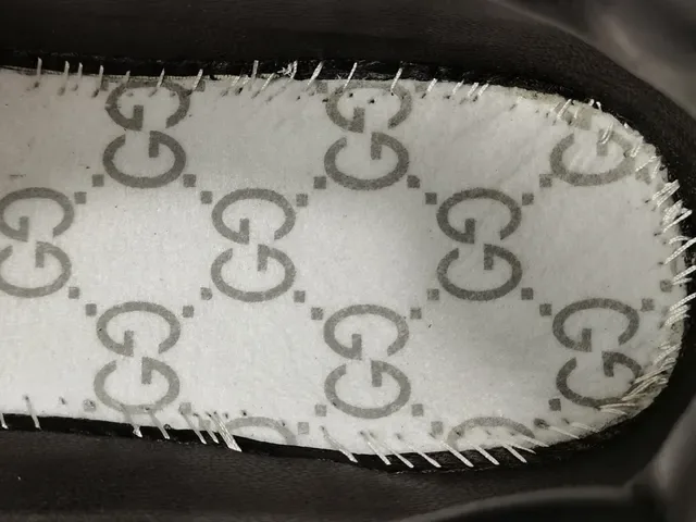 Gucci Rhyton Monochrome Preto Tênis Chunky 2