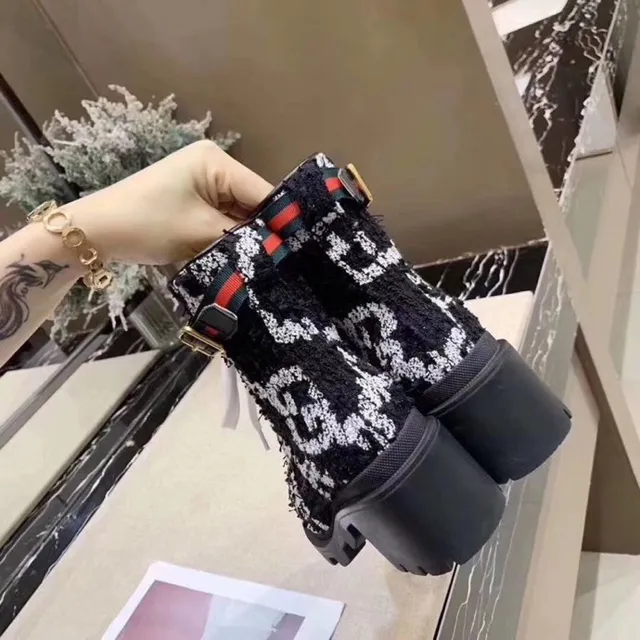 Gucci Rhyton Monogram Bottes chevillère en tweed 3