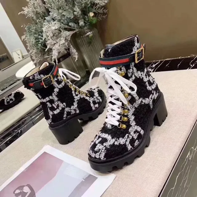 Gucci Rhyton Monogram Bottes chevillère en tweed 9