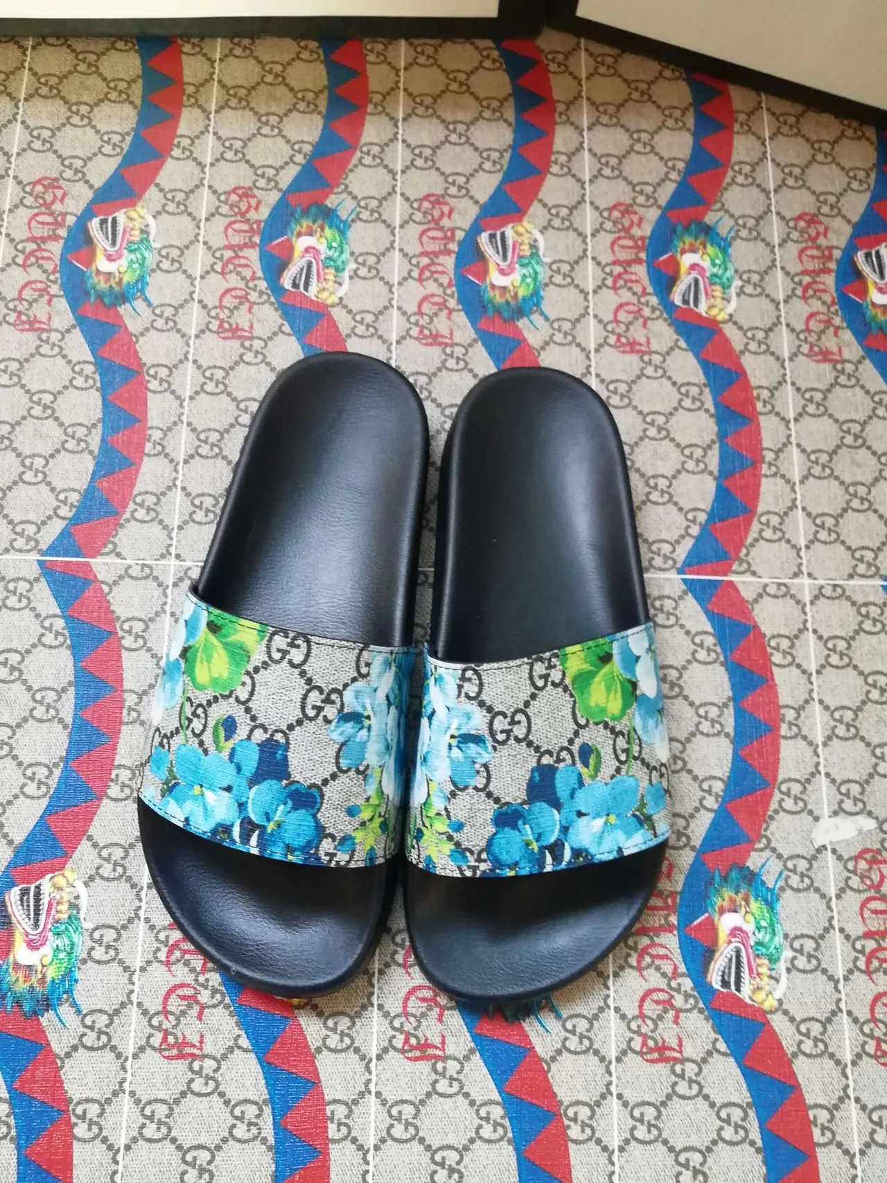 Gucci Screener imprimé floral GG Supreme slides 4