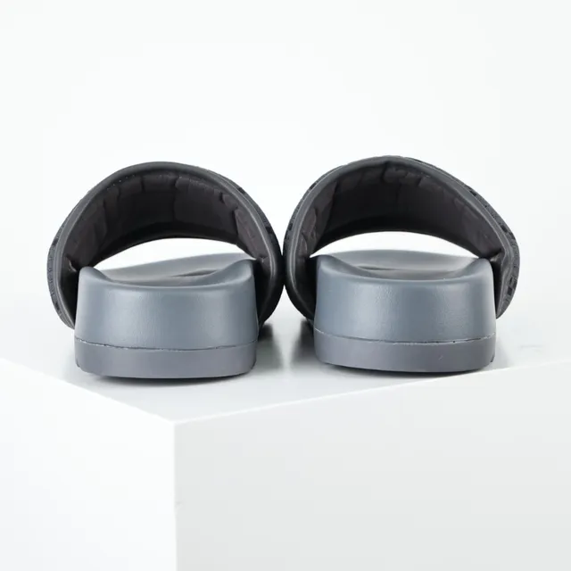 Gucci Screener Gray GG Monogram Slippers 8