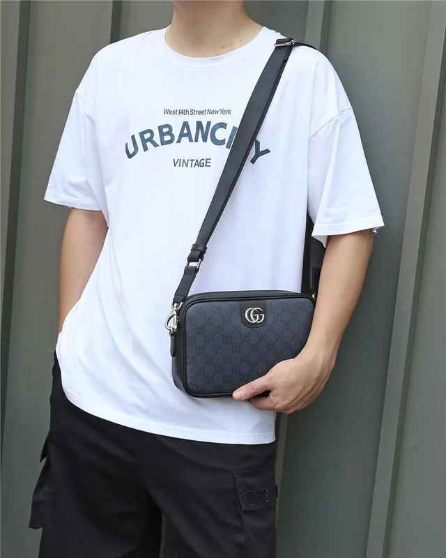 Gucci Screener Gris GG Supreme Canvas Sac messenger 10