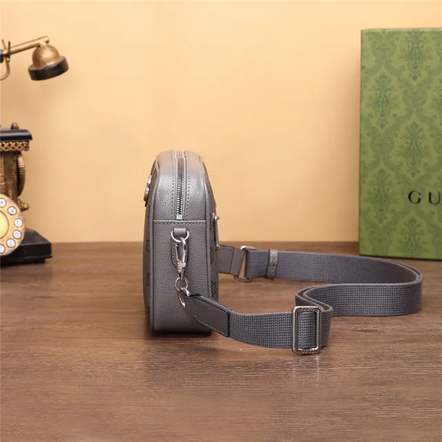 Gucci Screener Gris GG Supreme Canvas Sac messenger 14