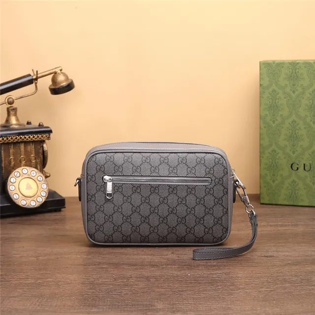 Gucci Screener Gris GG Supreme Canvas Sac messenger 15