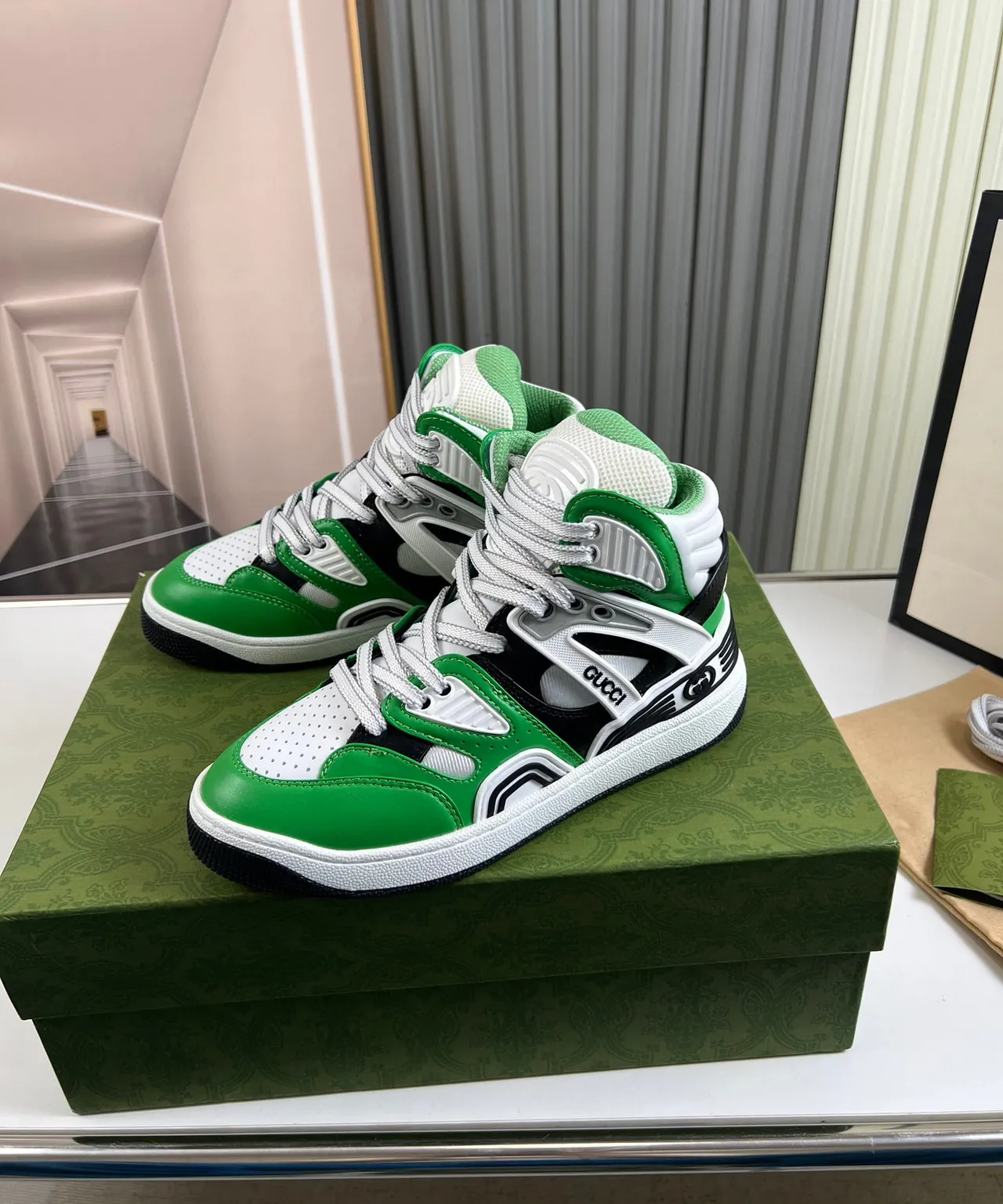Gucci Screener Green White Black Lifestyle Sneakers 7