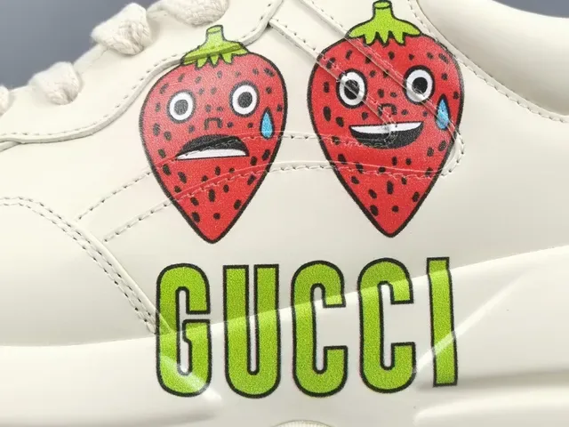Gucci Screener Strawberry Graphic Off-White Lifestyle Sneakers 9