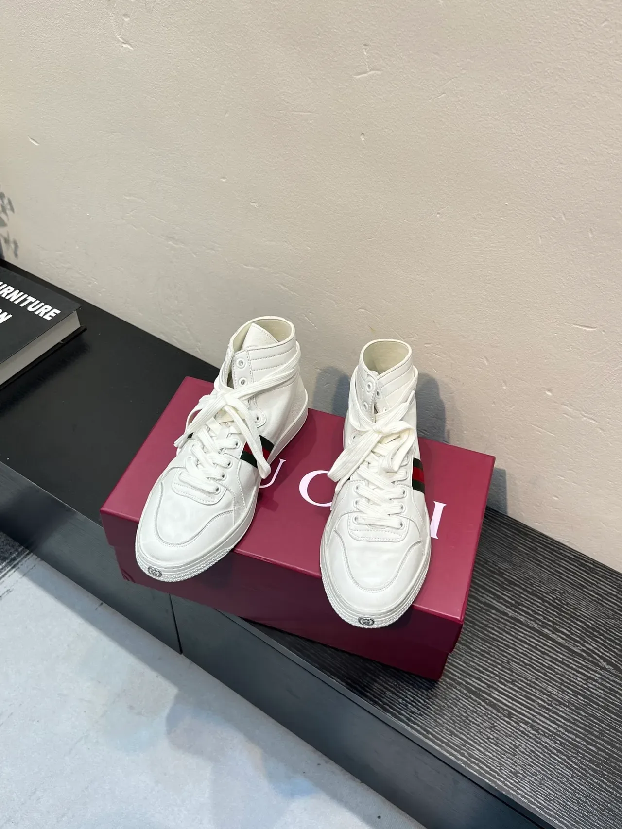 Gucci Screener White Red Green Web Stripe Lifestyle Sneaker 2
