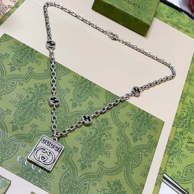 Gucci Silver Black Oxidized Chain Stone Accents Necklace 7