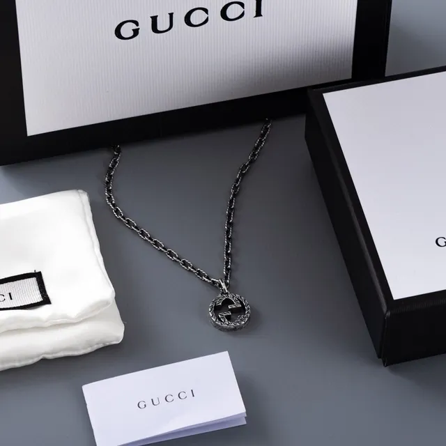 Gucci Silver Black Twisted Curb-Link Chain Interlocking Double-G Pendant Necklace 3